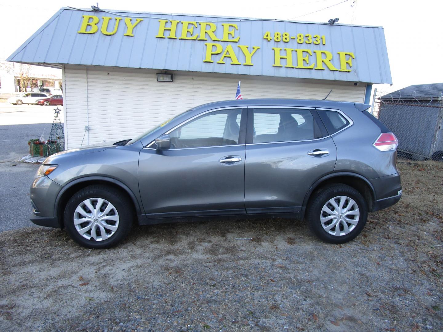 2010 Gray Nissan Rogue S AWD (JN8AS5MV6AW) with an 2.5L L4 DOHC 16V engine, CVT transmission, located at 2553 Airline Blvd, Portsmouth, VA, 23701, (757) 488-8331, 36.813889, -76.357597 - Down Payment: $799 Weekly Payment: $100 APR: 23.9% Repayment Terms: 42 Months ***CALL ELIZABETH SMITH - DIRECTOR OF MARKETING @ 757-488-8331 TO SCHEDULE YOUR APPOINTMENT TODAY AND GET PRE-APPROVED RIGHT OVER THE PHONE*** - Photo#0